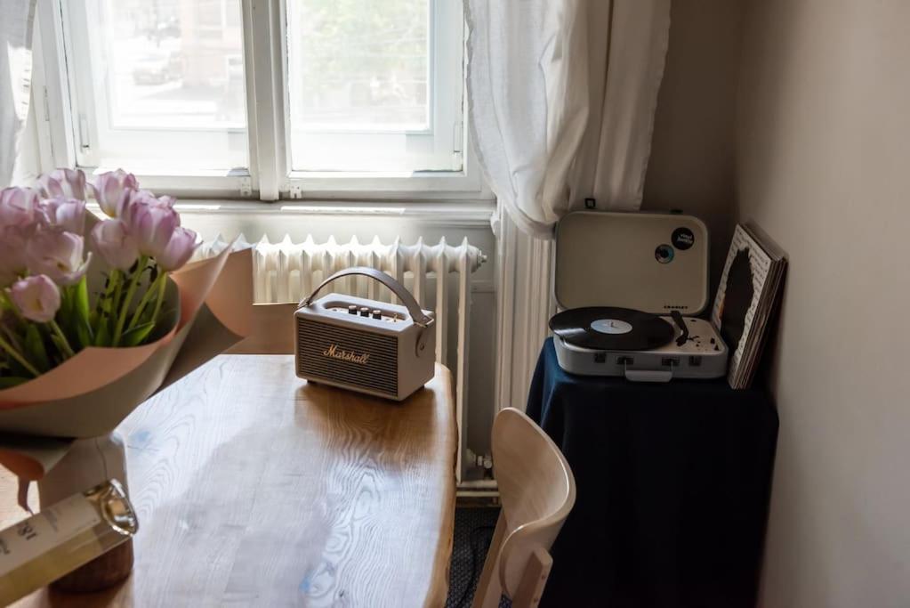 No.8: Lovely & Cosy 3-Room Heart Of The City 蒂米什瓦拉 外观 照片